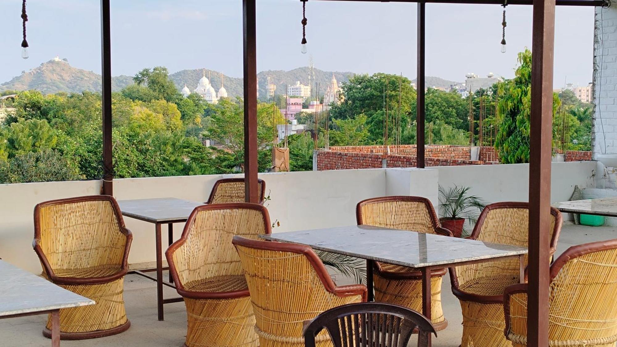 Hotel Grand Vijay Pushkar Esterno foto